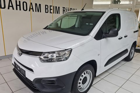 Toyota Pro Ace City Kastenwagen 1,5 D-4D 102 L1 Basis