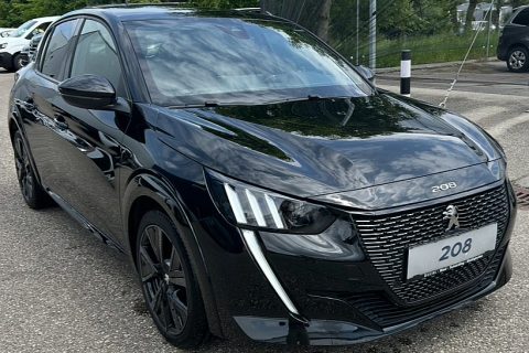 Peugeot 208 GT Pack BlueHDi 100 S&S