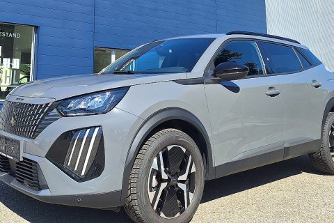 Peugeot 2008 PureTech 100 S&S Allure 6-Gang-Manuell