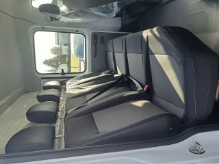 VW Crafter 35 Doka-Pritsche MR L3 DK 2,0-I-TDI 4Motion Crafter 35 Doka-Pritsche MR L3 DK 2,0-I-TDI 4Motio