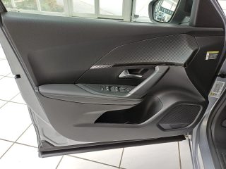 Peugeot 2008 PureTech 100 S&S Allure