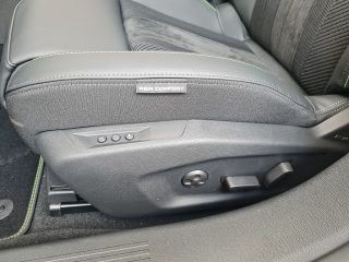 Peugeot 408 PHEV 225 e-EAT8 GT