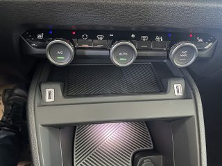 Citroën e-C4 136 50kWh Shine Pack