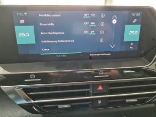 Citroën e-C4 136 50kWh Shine