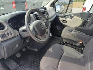 Renault Trafic Passenger Expression Energy dCi 125 Twin-Turbo