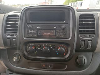 Renault Trafic Passenger Expression Energy dCi 125 Twin-Turbo