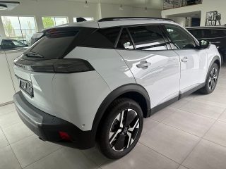 Peugeot 2008 PureTech 100 S&S Allure 6-Gang-Manuell