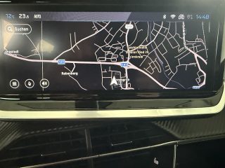 Peugeot 2008 PureTech 100 S&S Allure 6-Gang-Manuell