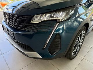 Peugeot 3008 PureTech 130 6-Gang-Manuell Active Pack