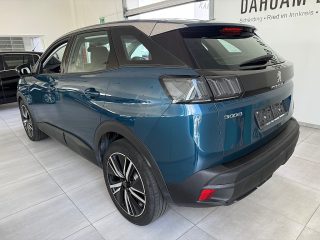 Peugeot 3008 PureTech 130 6-Gang-Manuell Active Pack