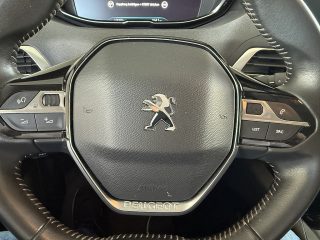 Peugeot 3008 PureTech 130 6-Gang-Manuell Active Pack