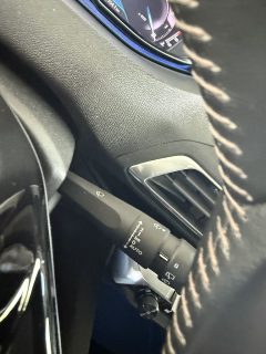 Peugeot 3008 PureTech 130 6-Gang-Manuell Active Pack