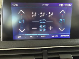 Peugeot 3008 PureTech 130 6-Gang-Manuell Active Pack