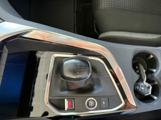 Peugeot 3008 PureTech 130 6-Gang-Manuell Active Pack