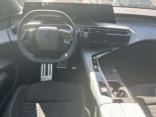 Peugeot 5008 mHEV 145 e-DCS6 GT Aut. Pano + 360° Kamera