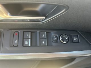 Peugeot 5008 mHEV 145 e-DCS6 GT Aut. Pano + 360° Kamera