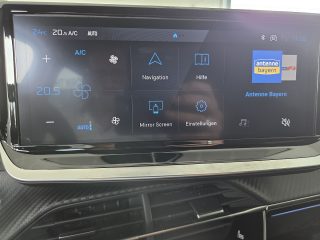 Peugeot 2008 Hybrid 145 e-DCS6 GT Glasdach,