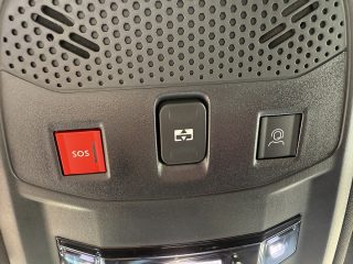 Peugeot 2008 Hybrid 145 e-DCS6 GT Glasdach,