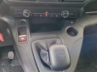 Toyota Pro Ace City Kastenwagen 1,5 102 L1 Comfort 2 Schiebtüren AHK