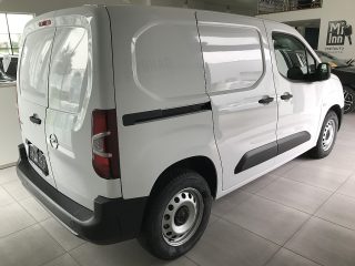 Opel Combo Kasten BHDi 130 M erh.Nutzlast Kamera, AHK, Navi