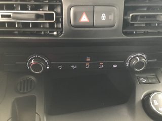 Opel Combo Kasten BHDi 130 M erh.Nutzlast Kamera, AHK, Navi