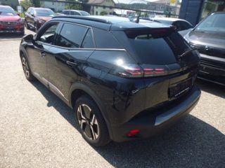 Peugeot 2008 PureTech 100 S&S Allure 6-Gang-Manuell