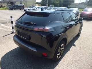 Peugeot 2008 PureTech 100 S&S Allure 6-Gang-Manuell