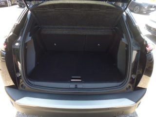 Peugeot 2008 PureTech 100 S&S Allure 6-Gang-Manuell