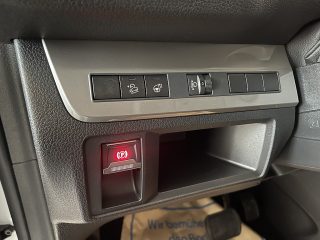 Peugeot Traveller Business BHDi 180 L3 / Lang EAT8 ACC