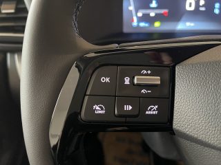 Peugeot Traveller Business BHDi 180 L3 / Lang EAT8 ACC