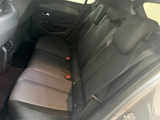 Peugeot 308 BlueHDi 130 EAT8 Allure