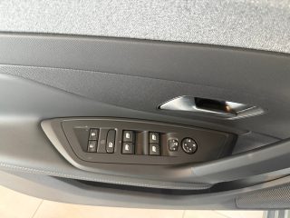 Peugeot 308 BlueHDi 130 EAT8 Allure