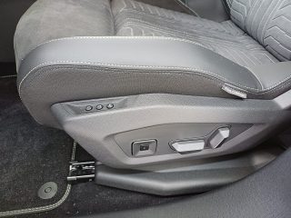 Peugeot 5008 mHEV 145 e-DCS6 GT Aut. AHK + 360° Kamera
