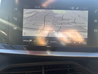 Peugeot 208 Allure PureTech 100 S&S