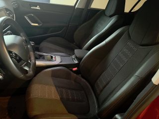Peugeot 308 BlueHDI 130 S&S 6-Gang-Manuell Allure