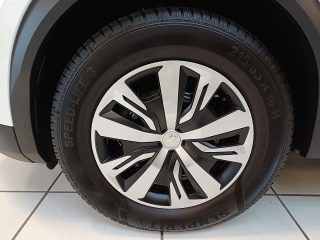 Peugeot 2008 BlueHDi 110 S&S Active 6-Gang-Manuell