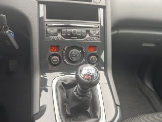 Peugeot 5008 1,6 BlueHDi 120 S&S Business Line