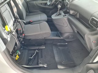 Toyota Pro Ace City Kastenwagen 1,5 102 L1 Comfort AHK