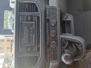 VW Crafter 35 Doka-Pritsche MR L3 DK 2,0-I-TDI 4Motion Crafter 35 Doka-Pritsche MR L3 DK 2,0-I-TDI 4Motio