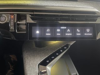 Peugeot 3008 Hybrid 136 E-DCS6 Allure Aut.