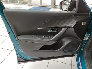 Peugeot 2008 Hybrid 145 e-DCS6 Allure