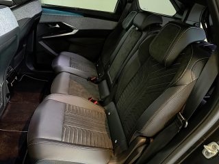 Peugeot 5008 mHEV 145 e-DCS6 GT Aut. AHK + 360° Kamera