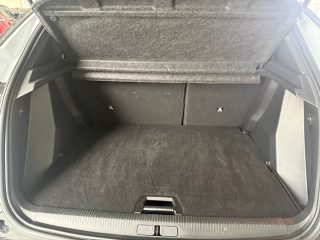 Peugeot 2008 PureTech 100 S&S Allure 6-Gang-Manuell