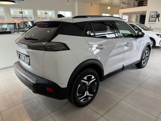 Peugeot 2008 PureTech 100 S&S Allure 6-Gang-Manuell