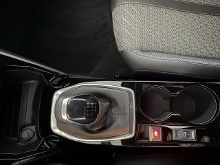 Peugeot 2008 PureTech 100 S&S Allure 6-Gang-Manuell