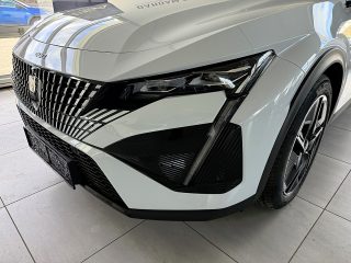 Peugeot 408 Hybrid 145 e-DCS6 GT 360 Vision Pack