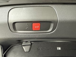 Peugeot 408 Hybrid 145 e-DCS6 GT