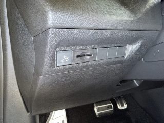 Peugeot 408 Hybrid 145 e-DCS6 GT