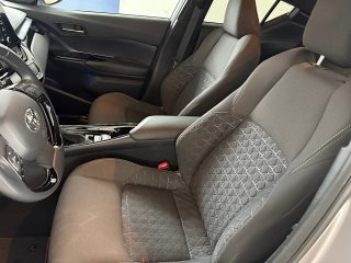 Toyota C-HR 1,8 Hybrid C-LUB CVT