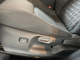 Toyota C-HR 1,8 Hybrid C-LUB CVT